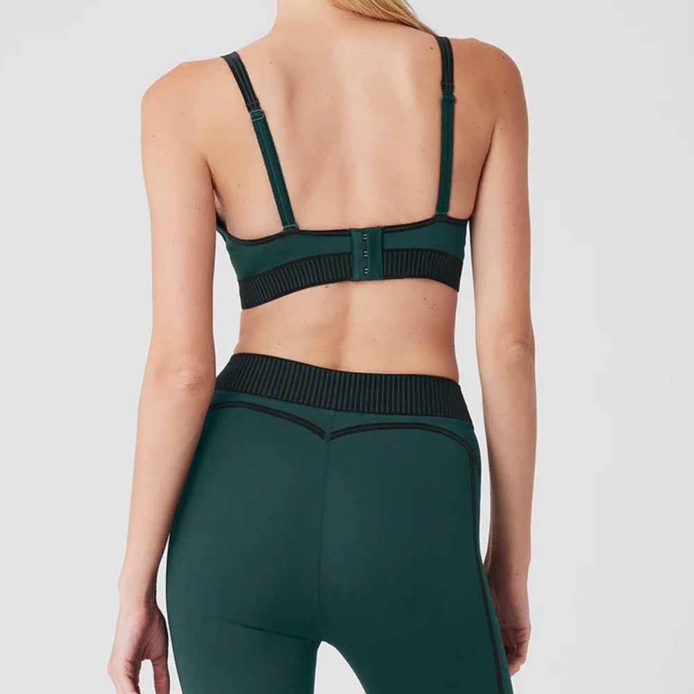 NWT Alo Airlift Line Up Bra - Midnight Green - Picture 2 of 9